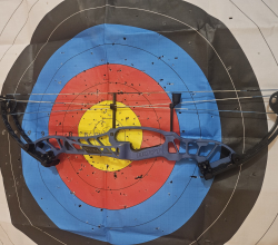 Hoyt stratos 36