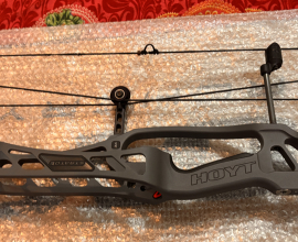 Hoyt Stratos 36